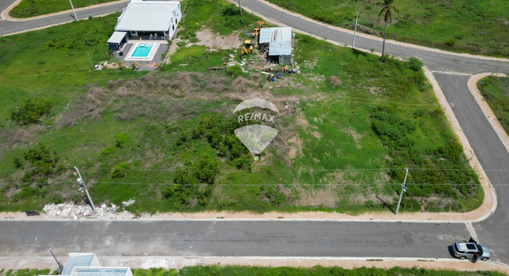 land for sale in golden lakes Costa del Sol