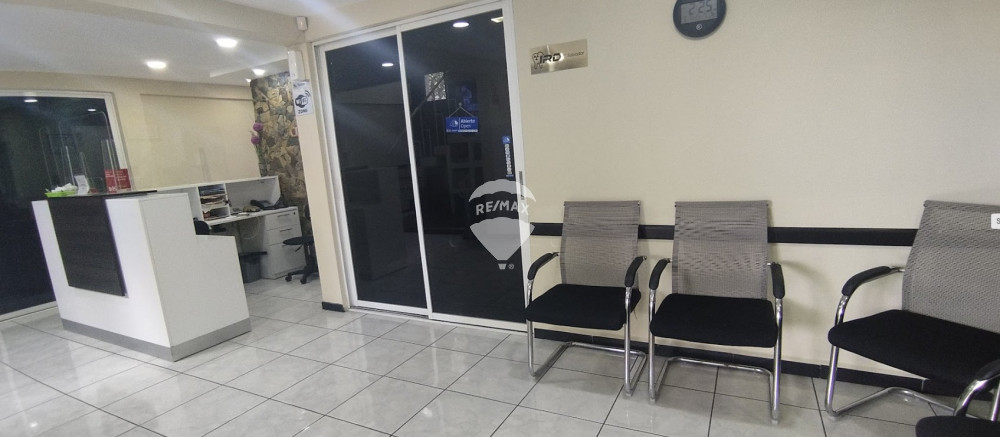 Remax real estate, El Salvador, San Salvador, Office or clinic space available in Colonia Escalón