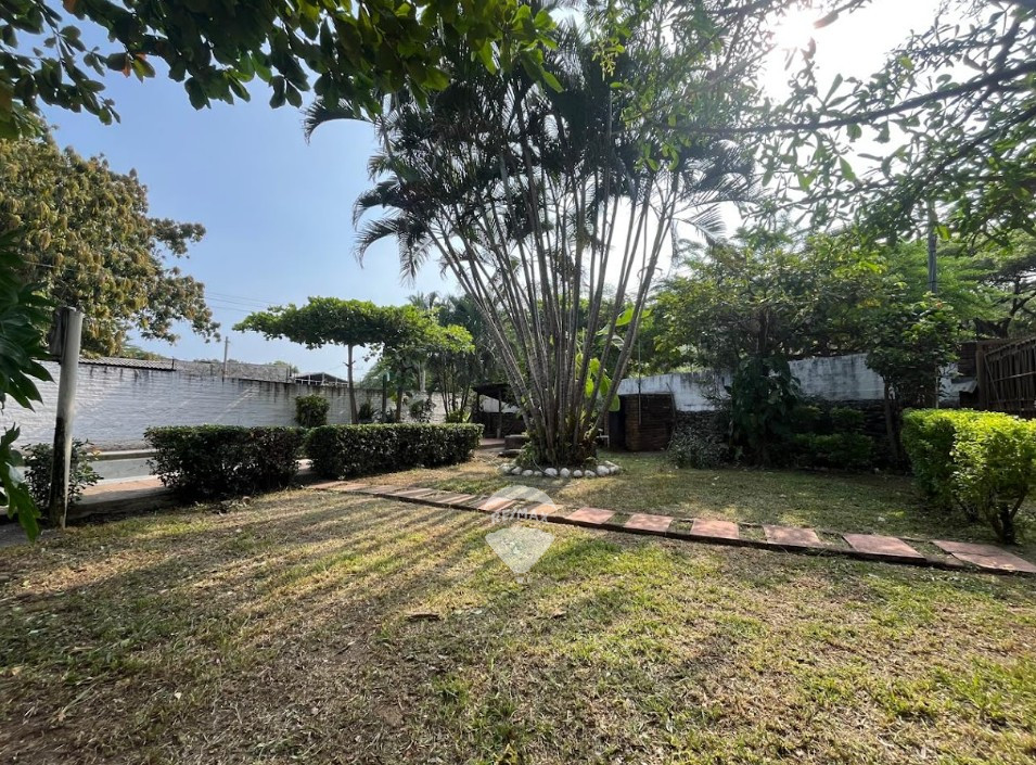 RE/MAX real estate, El Salvador, La Libertad, PREMIUM LOCATION AND UNMATCHED DEVELOPMENT POTENTIAL, in Surf City