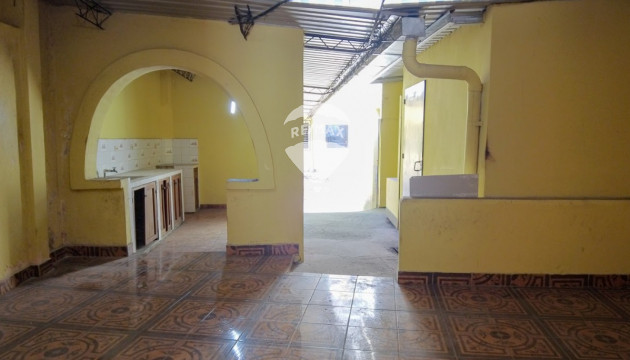 HOUSE FOR RENT IN CHALCHUAPA CALLE TAZUMAL
