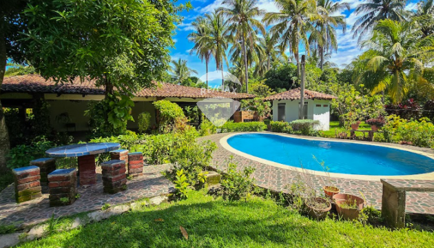 Casa de Campo estilo Hacienda en Cangrejera