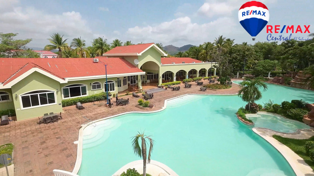 Lote en exclusiva Res. Riverside Gardens, San Miguel — Propiedades — RE