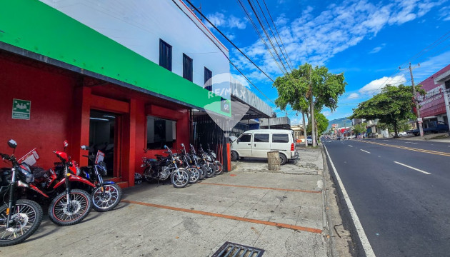 PROPIEDAD EN VENTA 29 CALLE PTE