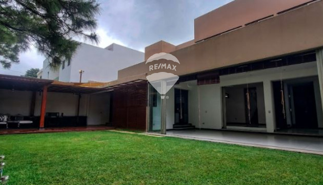 AGRADABLE CASA EN ALQUILER EN LOS SUEÑOS