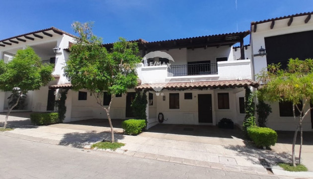 FOR SALE HOUSE IN RESIDENTIAL SAN ANDRES (BEHIND LAS RAMBLAS SAN MIGUEL)