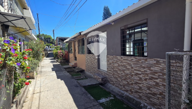 CASA DE UN NIVEL EN VENTA EN COLONIA QUEZALTEPEC, SANTA TECLA