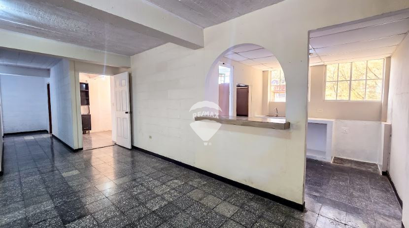 4 bedrooms and private roof top apartment