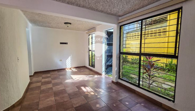 2-LEVEL APARTMENT IN PALO ALTO ESCALON, COL. ESCALON