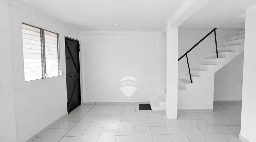 FOR SALE SPACIOUS 7 BEDROOM HOME IN SAN JACINTO