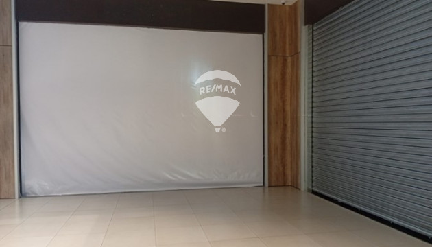 Commercial premises for rent on level 1 of Atrium Galerias, Millennium Tower (MILC0104))