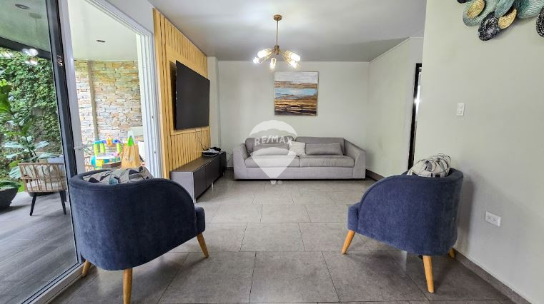 Beautifully Remodeled Home in Costa Verde with Terrace and Modern Touches