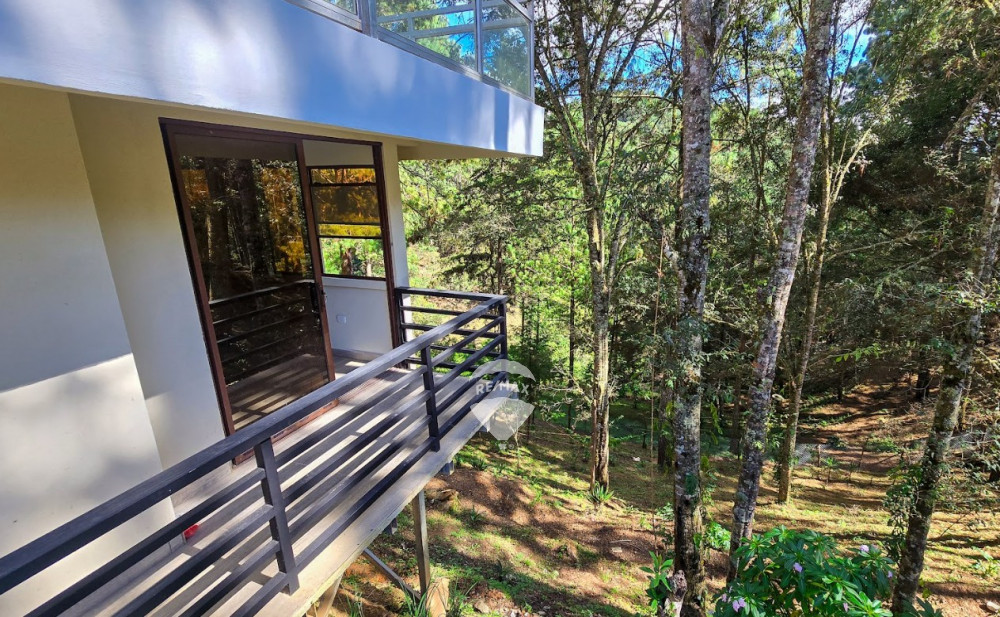 For Sale Chalatenango, 1.8 Mz Tourist Land with 2 Domes and Apartment for Glamping