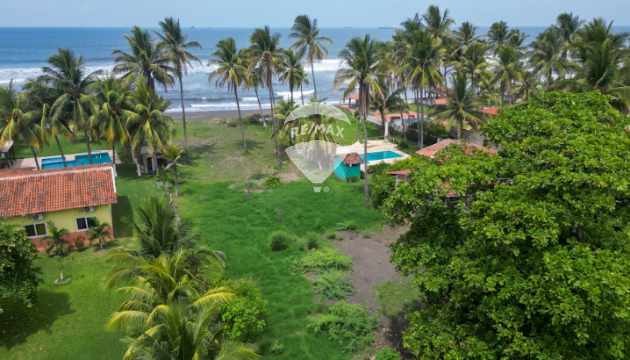 TERRENO FRENTE AL MAR PLAYA EL SUNCITA EN VENTA