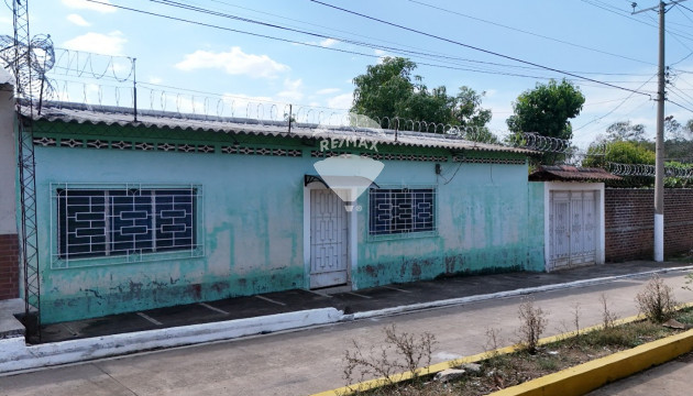 Charming Home with Fruit Trees on a Spacious Lot – El Refugio, Ahuachapán