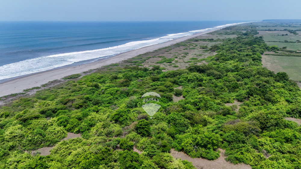 FOR SALE 15.9 Acres beach front Usulutan
