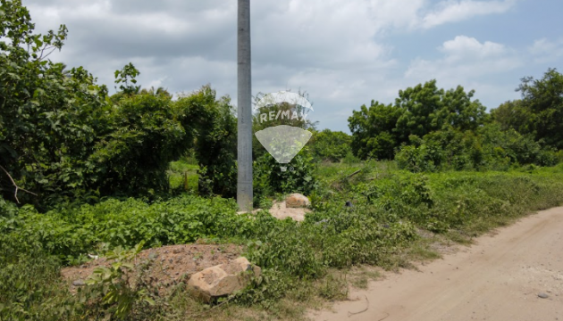 Lote en venta en San Luis Talpa