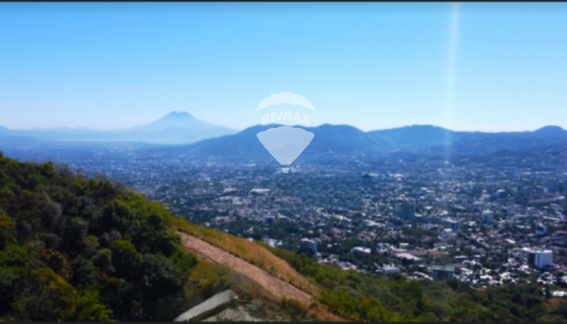 LAND FOR SALE HIGH PART OF THE VOLCANO WITH SPECTACULAR VIEW