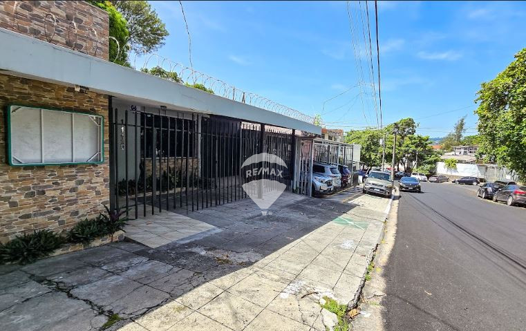 FOR SALE HOUSE IN BUENOS AIRES SAN SALVADOR an Salvador