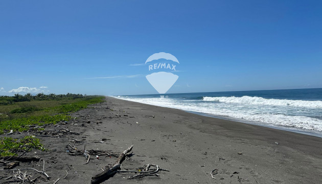 LAND IN FRONT OF THE BEACH CORRAL DE MULAS