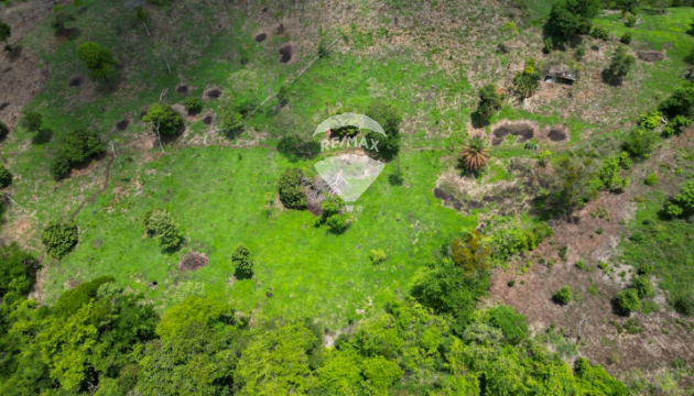 Land for sale in Cumbres de Zaragoza residential area