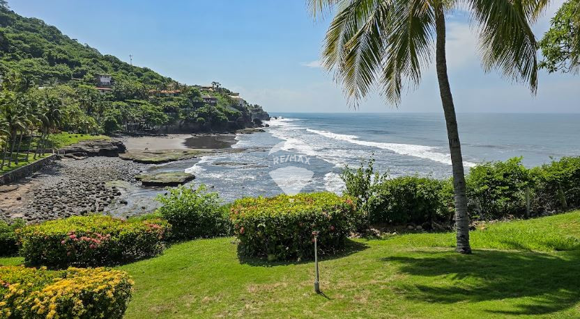 RE/MAX real estate, El Salvador, La Libertad, House of beach  for rent in Xanadu, Surf City