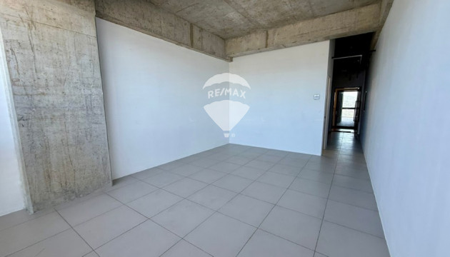 LOCAL EN VENTA EN TORRE HUMANA