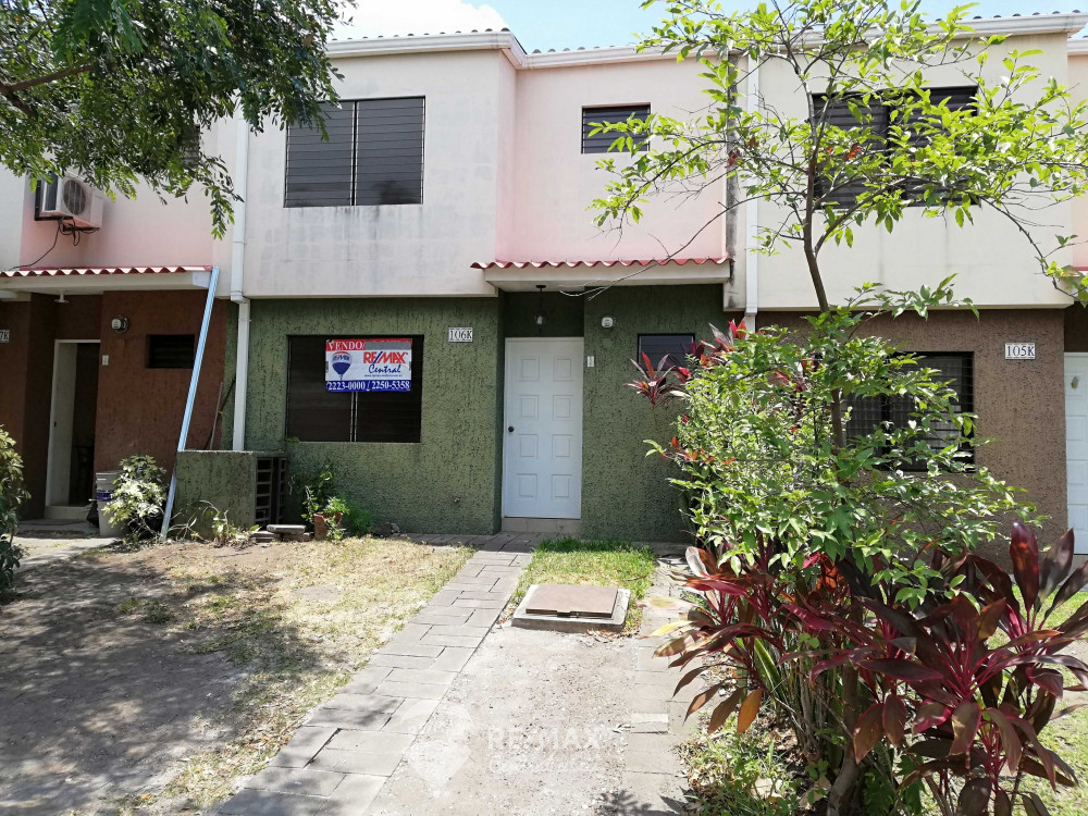 Casa en Residencial privado LOS LAURELES, LOURDES — Propiedades — RE