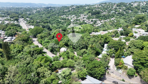 TERRENO TRONCAL DEL NORTE